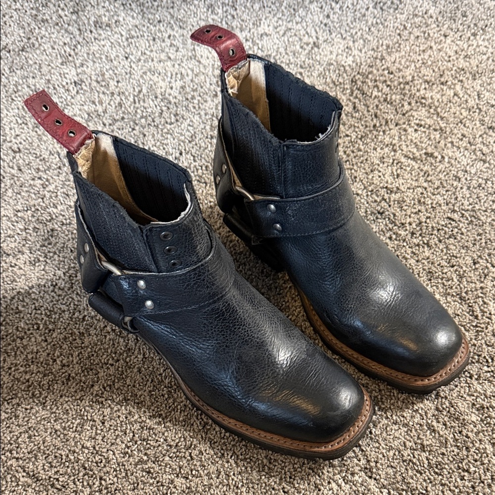 Freebird by Steven Tyler “Whiskey” boots size 7